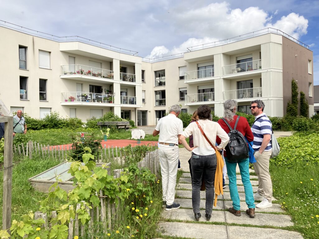 VISITE DE CHAVAGNE AVEC LES ELUS DE PLANCOET